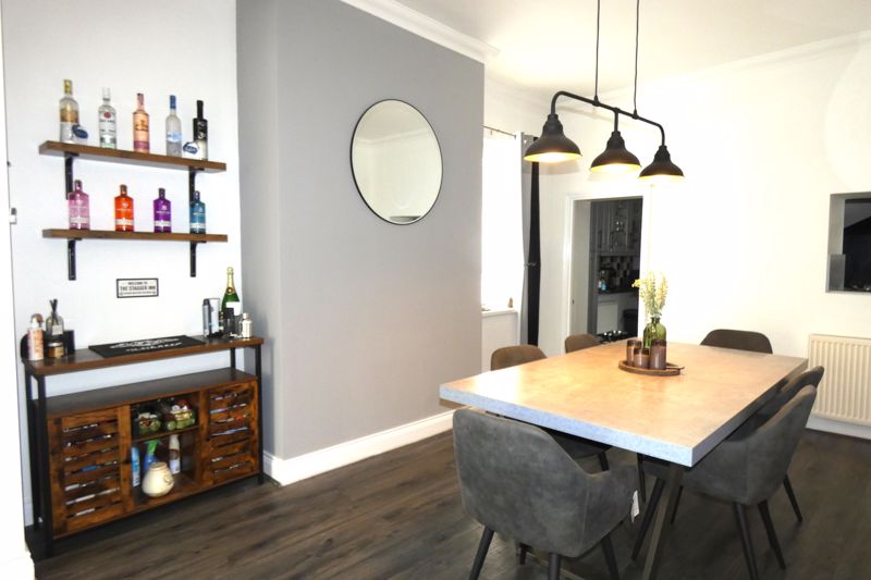 Dining Room- click for photo gallery